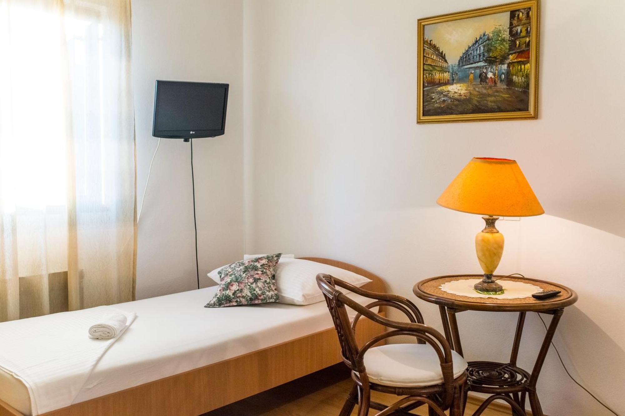 Apartment Mande Brist Ngoại thất bức ảnh